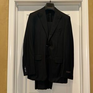 NEW Canali Men’s Black Suit size 46 EUR/ 36 US